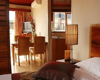 Spanhoek Boutique Hotel Парамарибо Екстериор снимка
